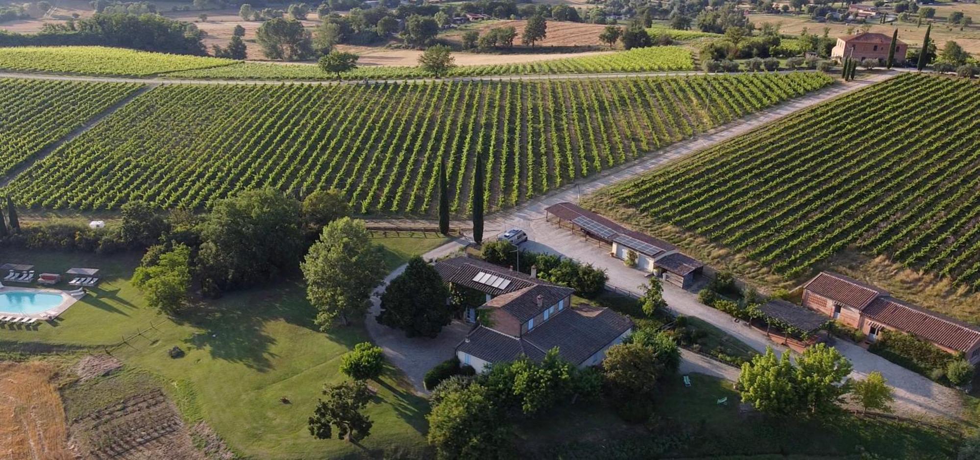 Agriturismo Fattoria Santa Vittoria Pozzo  Luaran gambar